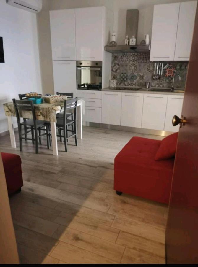 Casa Vacanze Dany Apartman Taranto Kültér fotó